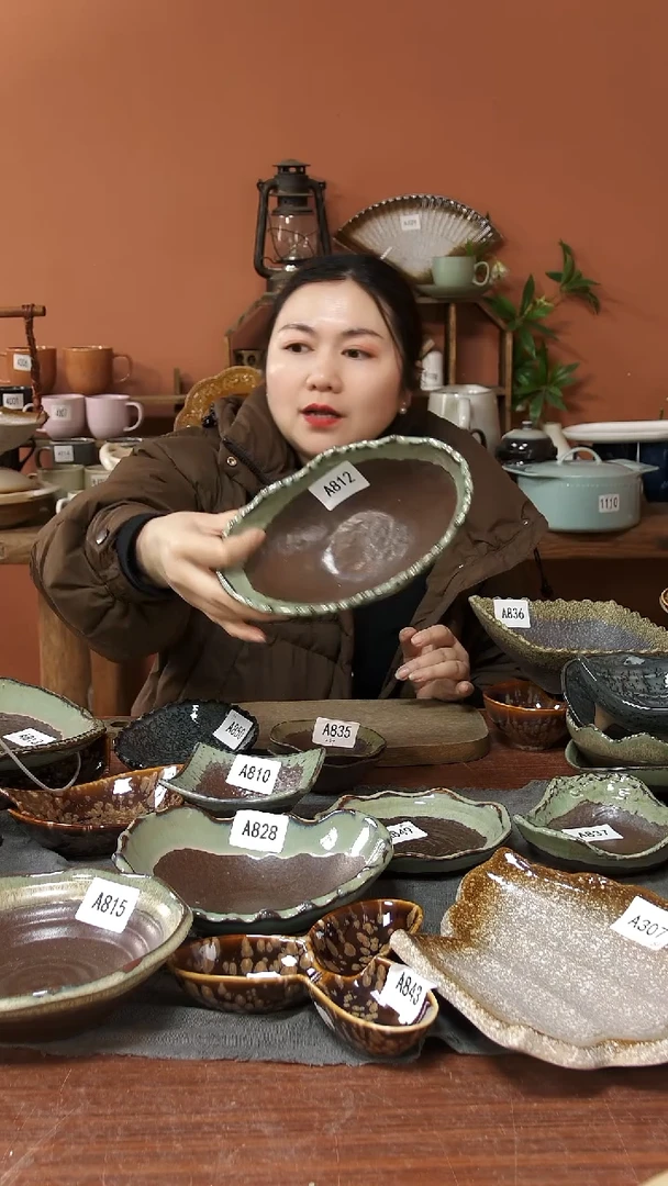 陶瓷A812陶瓷粗陶红泥船型碗一个微瑕20.5*12*7