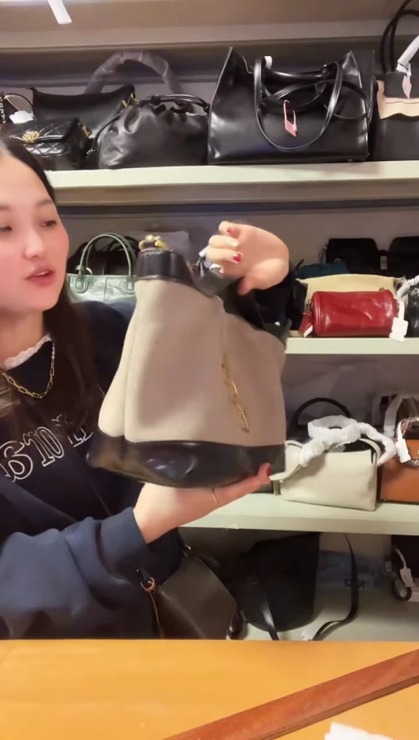 小牛皮（革）高端订制时尚百搭女士手提斜跨包