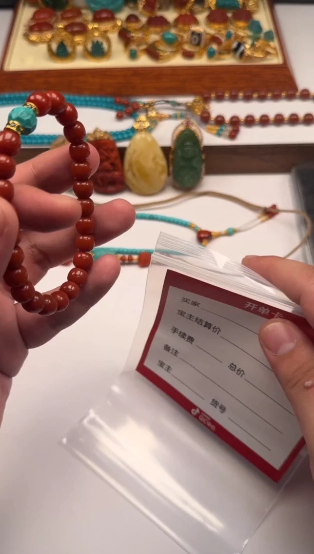 18K金镶嵌南红玛瑙挂件偶*～手串手串