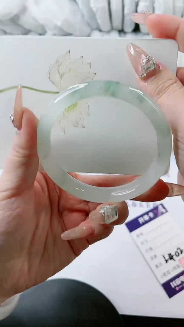 【闪购商品】石英质玉手镯未镶嵌多样性发货L402
