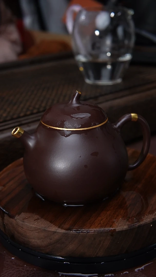 【闪购商品】紫砂茶壶茄瓜紫泥描金紫砂壶