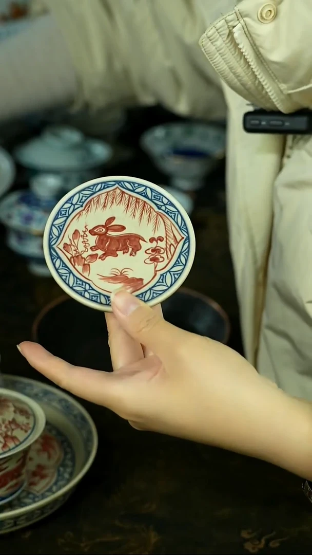 茶具还挺美，蹲下看看！