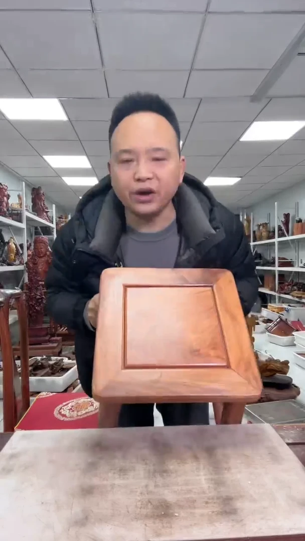 【闪购商品】花梨木类木雕工艺品8888888