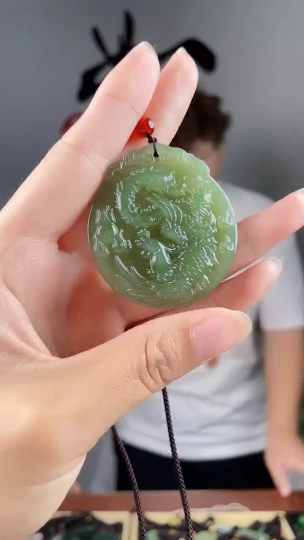 和田玉未镶嵌颈饰拍一发一，多样性发货