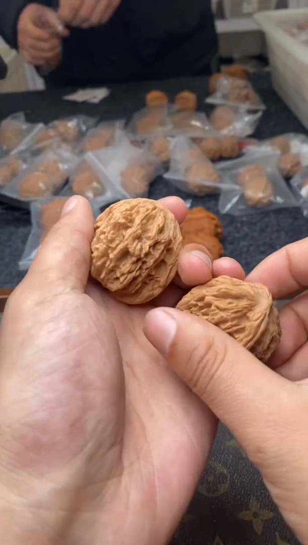 【闪购商品】文玩核桃把件A192号40尺虎头