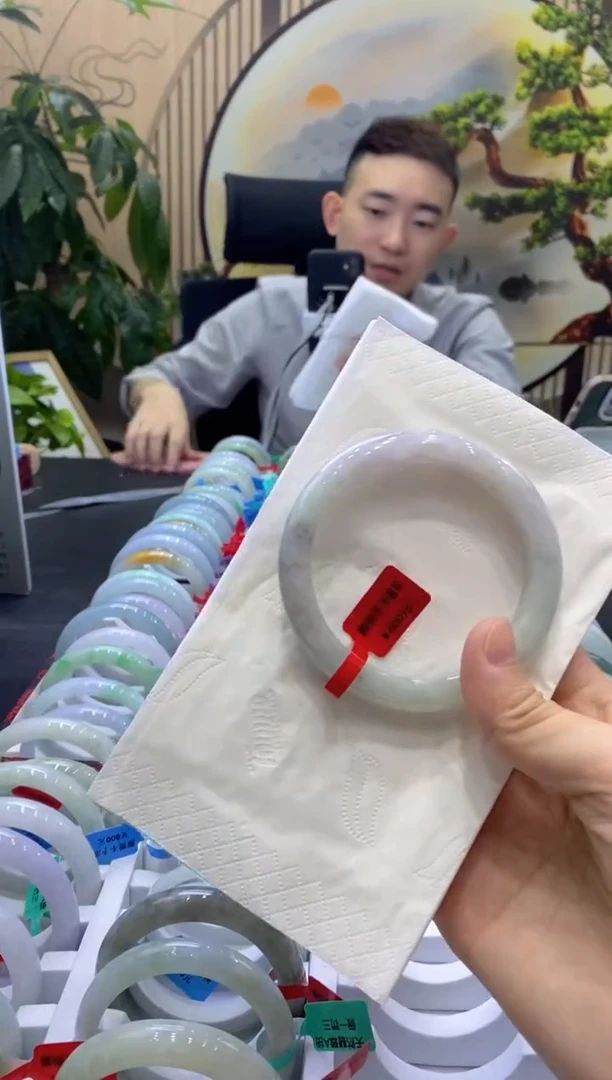 翡翠手镯未镶嵌000000000000008275