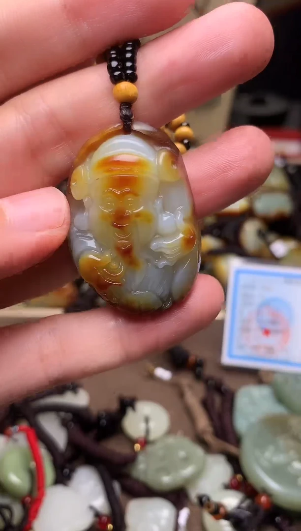 颈饰未镶嵌和田玉新疆料青海料清水和田玉吊坠