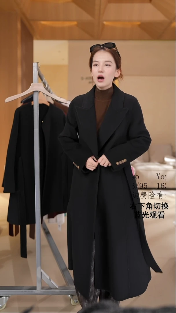 韩系时尚孤品大衣M码90-110斤