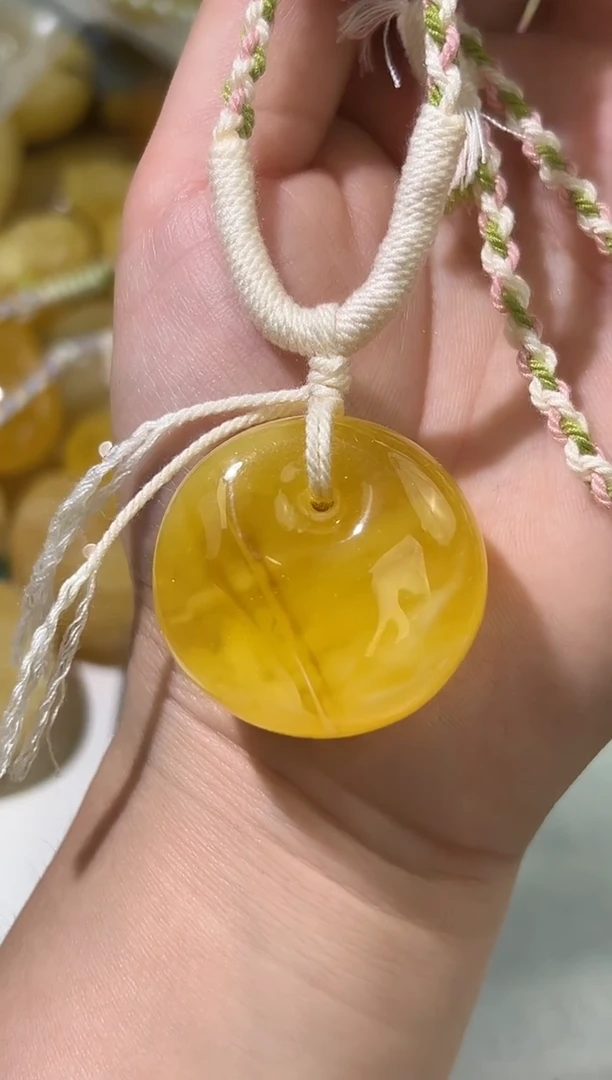 裸石琥珀未镶嵌琥珀蜜蜡吊坠