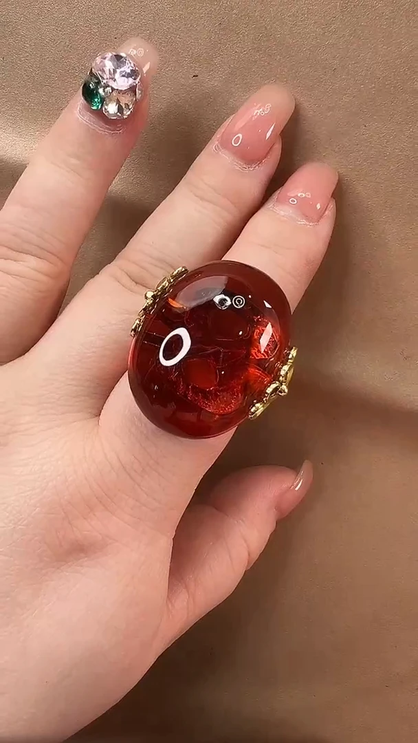 琥珀颈饰未镶嵌戒指