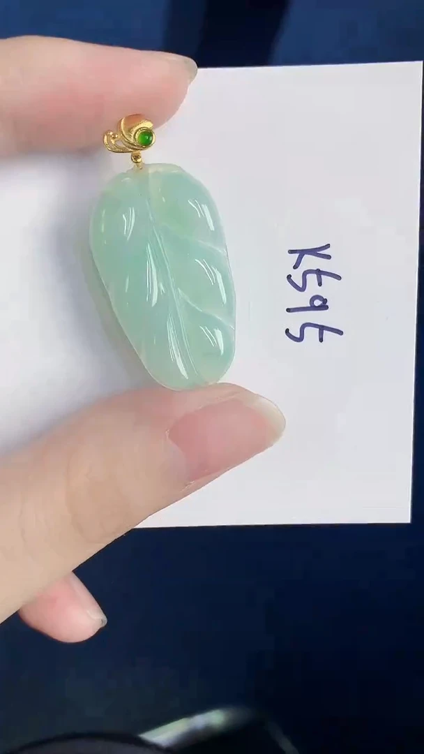 颈饰未镶嵌翡翠天然翡翠缅甸A货