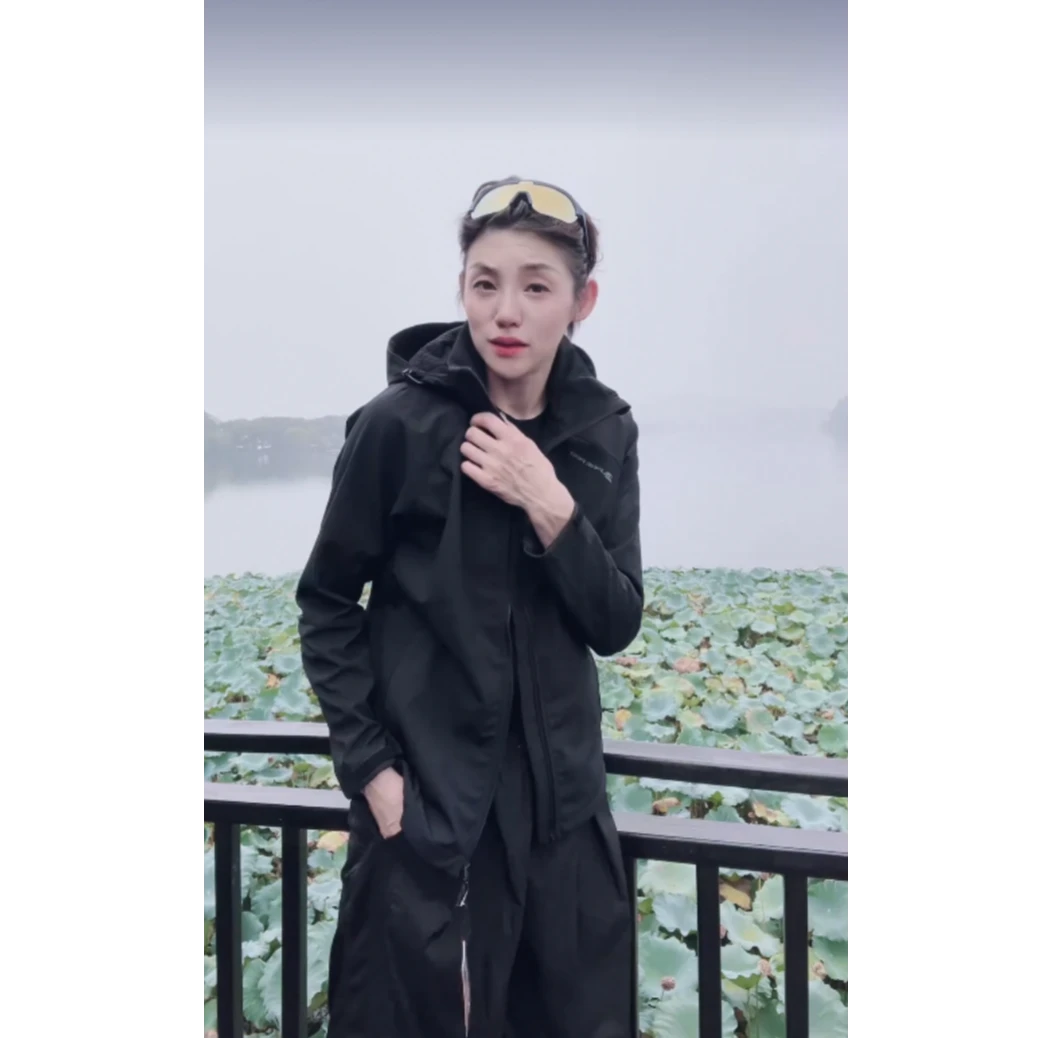 可拆卸帽子 户外 男女同款 软壳夹克 外套 WT1177