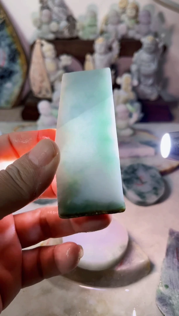 【闪购商品】翡翠吊坠(不含链)未镶嵌A1097