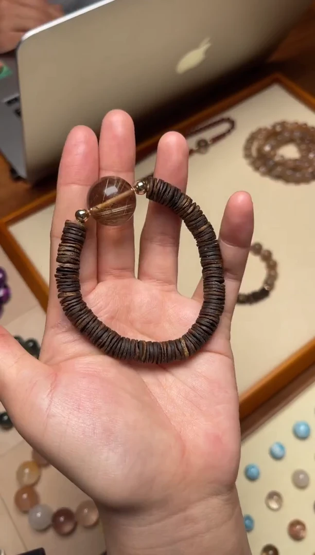 未镶嵌手串水晶Friday原创 | 金发 + 沉香