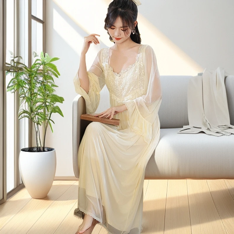 avua法式长袖睡裙女春秋蕾丝宫廷风莫代尔睡衣仙女风带胸垫家居服