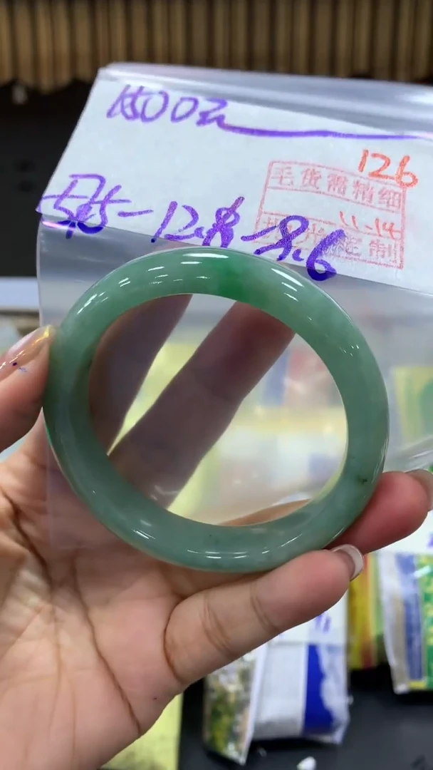 未镶嵌定制翡翠拍一发一126