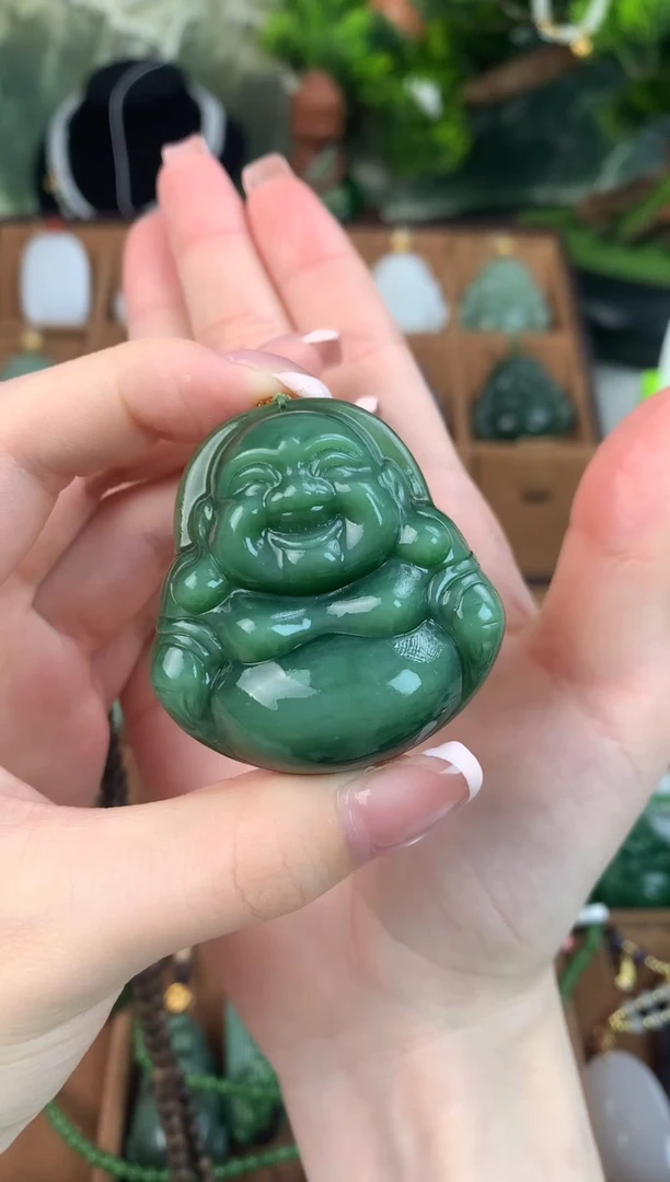 颈饰未镶嵌和田玉吊坠45mm
