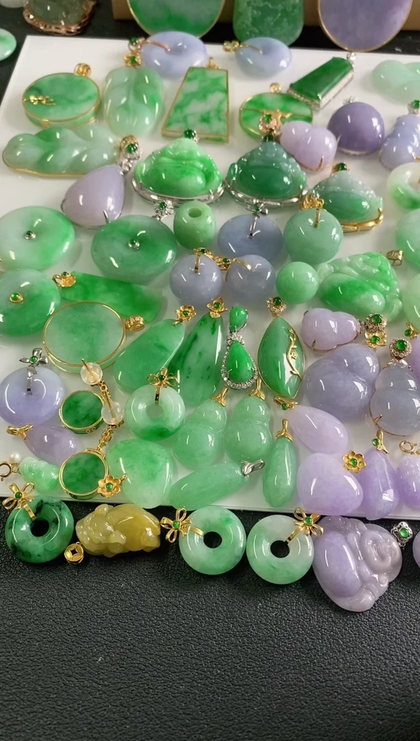 翡翠未镶嵌吊坠(不含链)平安扣