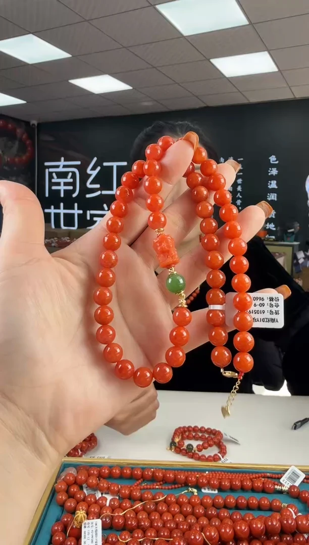 未镶嵌珠串南红玛瑙多样发其一/9/965250901280