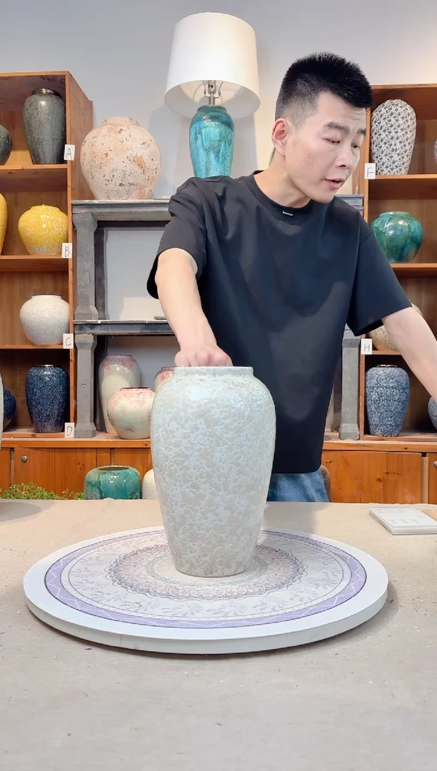 瓶陶瓷花瓶  茶白 中号  正品