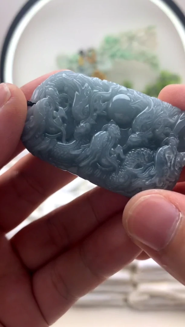 颈饰未镶嵌翡翠九龙牌