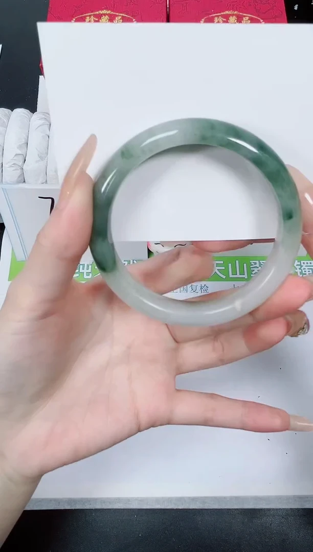 【闪购商品】石英质玉手镯合金K280-57.2