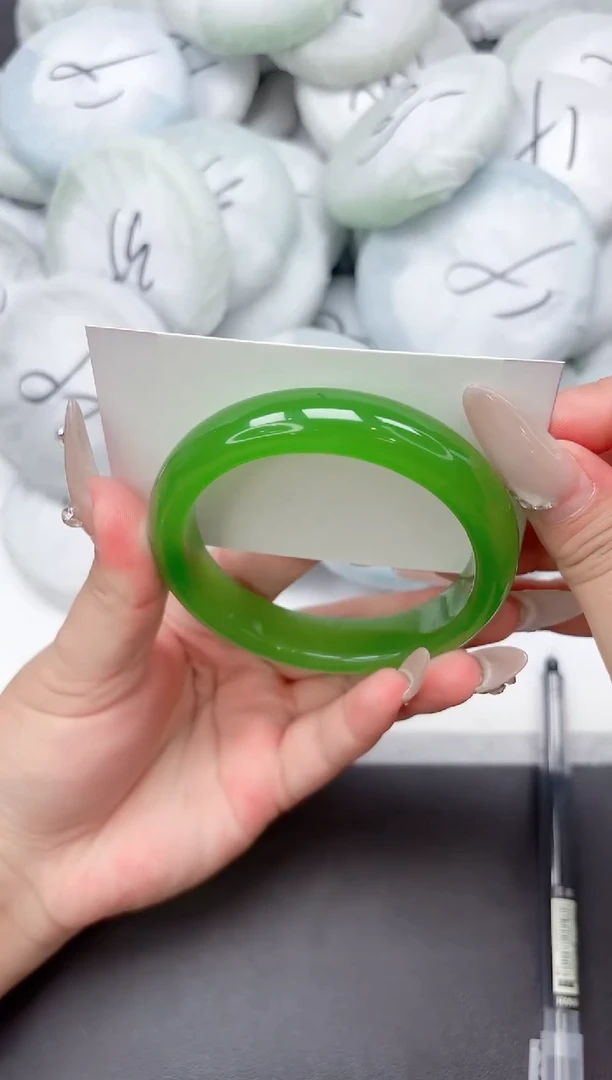 未镶嵌手镯石英质玉119-60.6