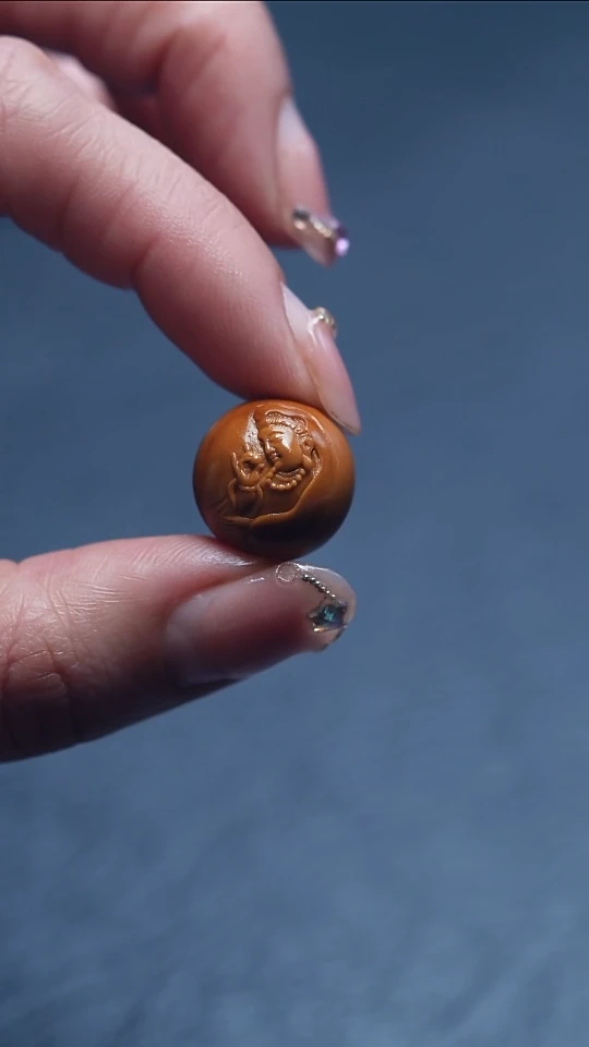 【闪购商品】橄榄核吊坠苏工橄榄核