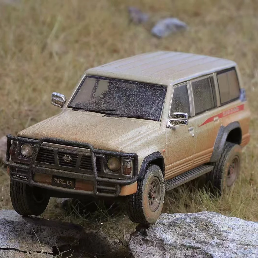 SHADOW PRO 途乐4代 PATROL Y60越野车1:64合金汽车模型 做旧版