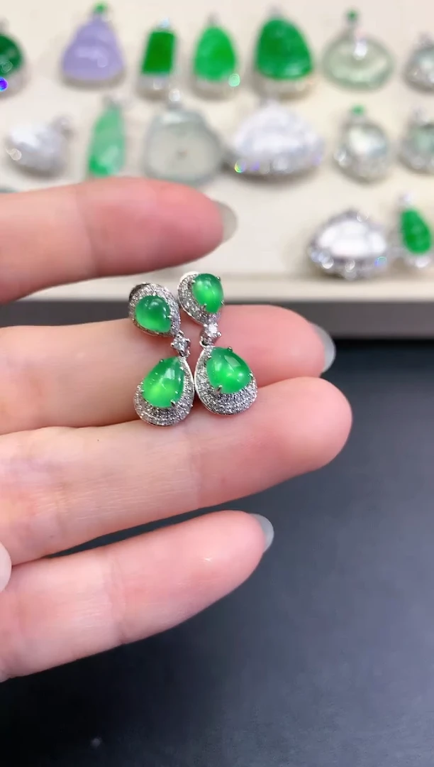 【闪购商品】翡翠耳饰18K金镶嵌D55