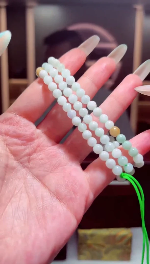 翡翠未镶嵌颈饰N-@@BSGC701846多样性发一