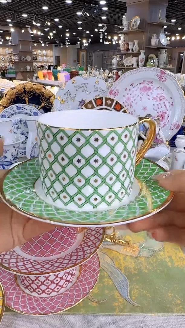 骨瓷娜娜中古瓷器如图所示192