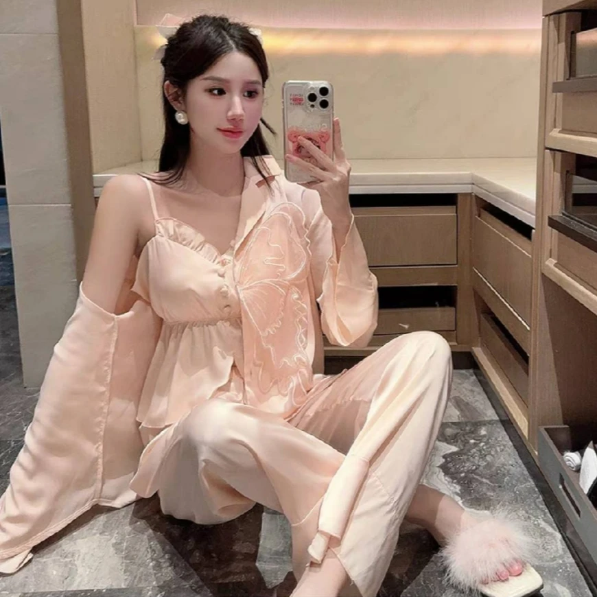 彭裳裳【蝴蝶乐园】春夏季时尚气质女士家居服网红宽松睡衣女套装