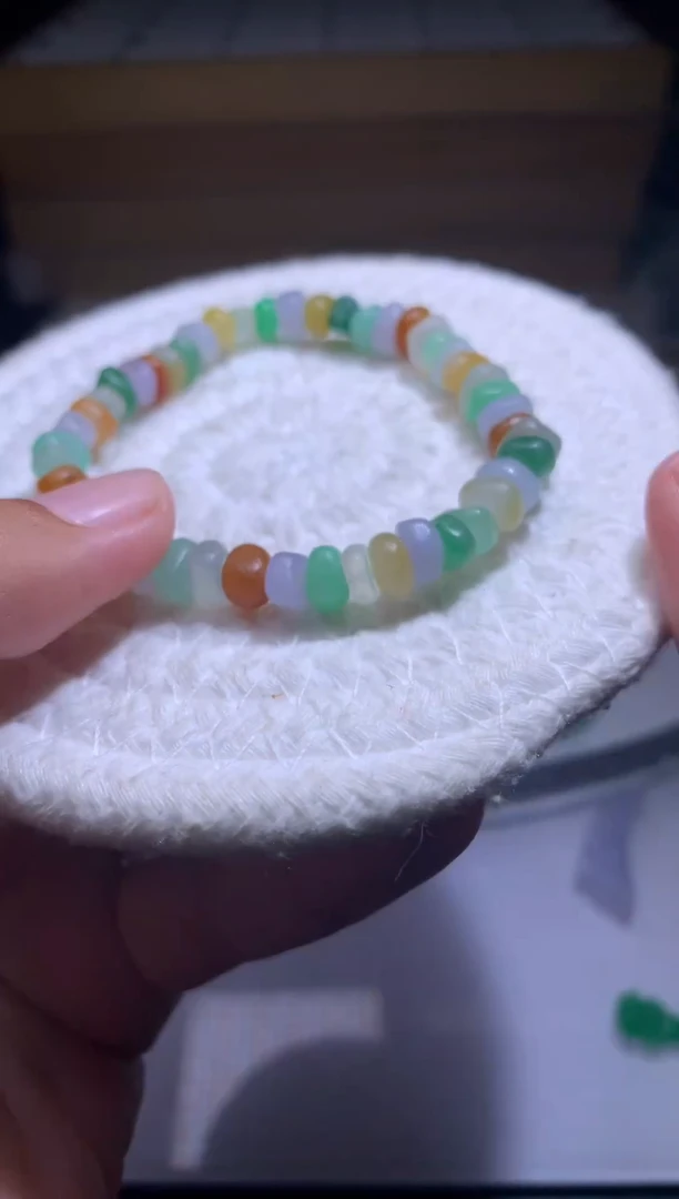 未镶嵌定制翡翠沁*毛货