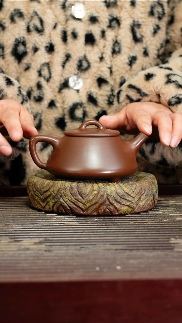 宜兴原矿紫砂壶茶壶宜兴原矿紫砂壶茶壶220C