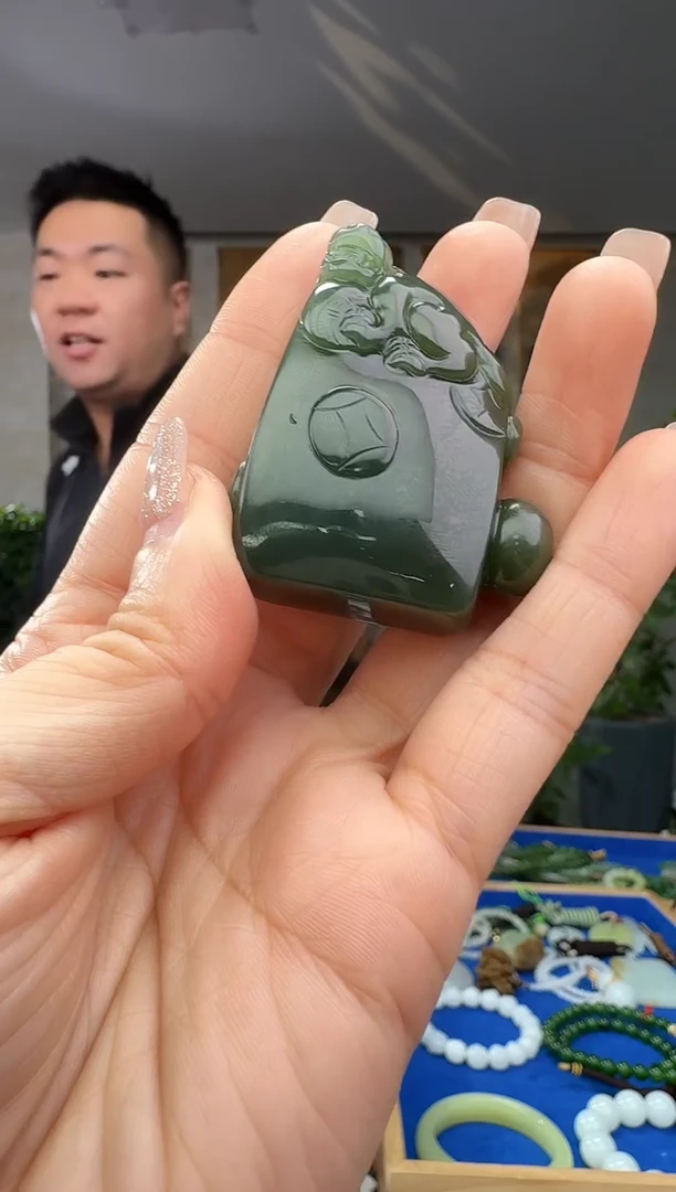 颈饰未镶嵌和田玉拍一发一