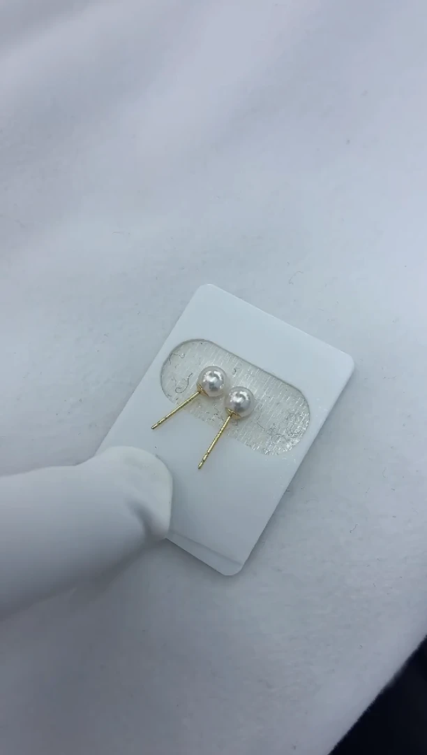 18K金镶嵌耳饰海水珍珠5-5.5素钉