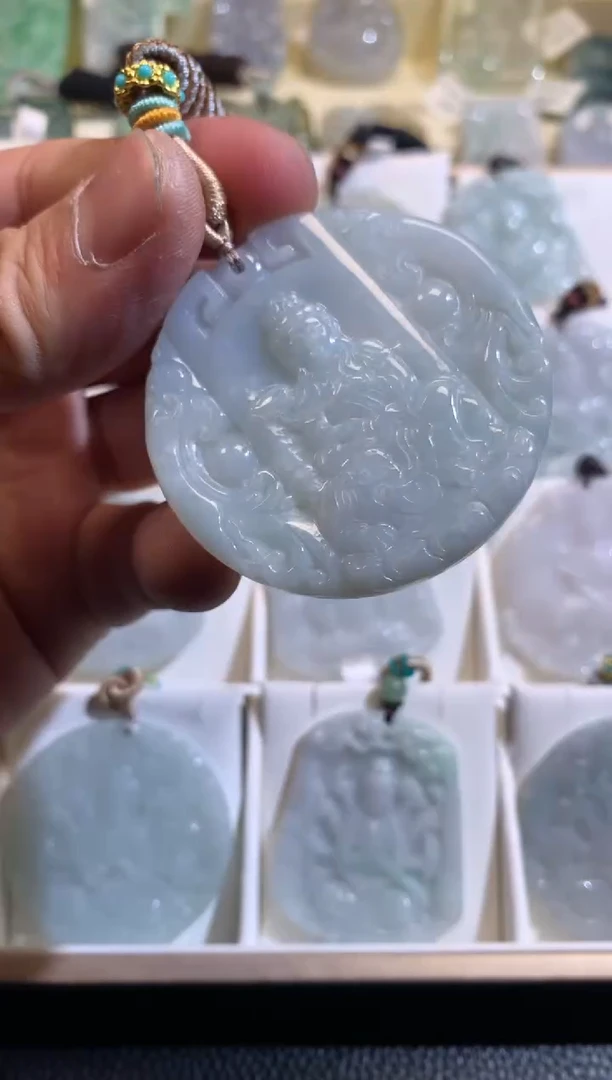 【闪购商品】翡翠颈饰未镶嵌02/24/342