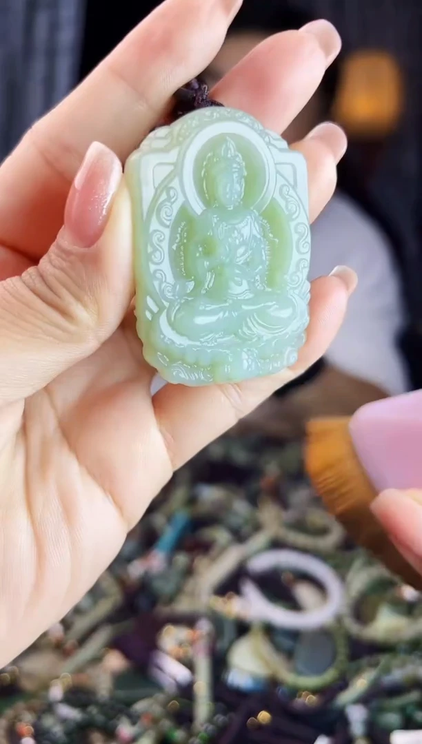未镶嵌和田玉挂件1