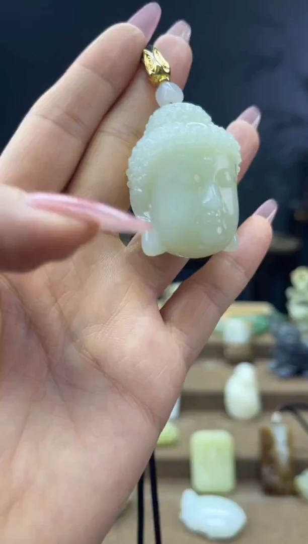 颈饰未镶嵌和田玉1