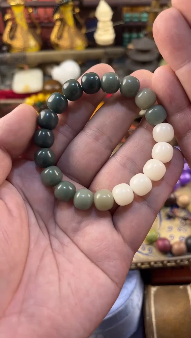 滴血莲花菩提手串{闪购商品}所见及所得