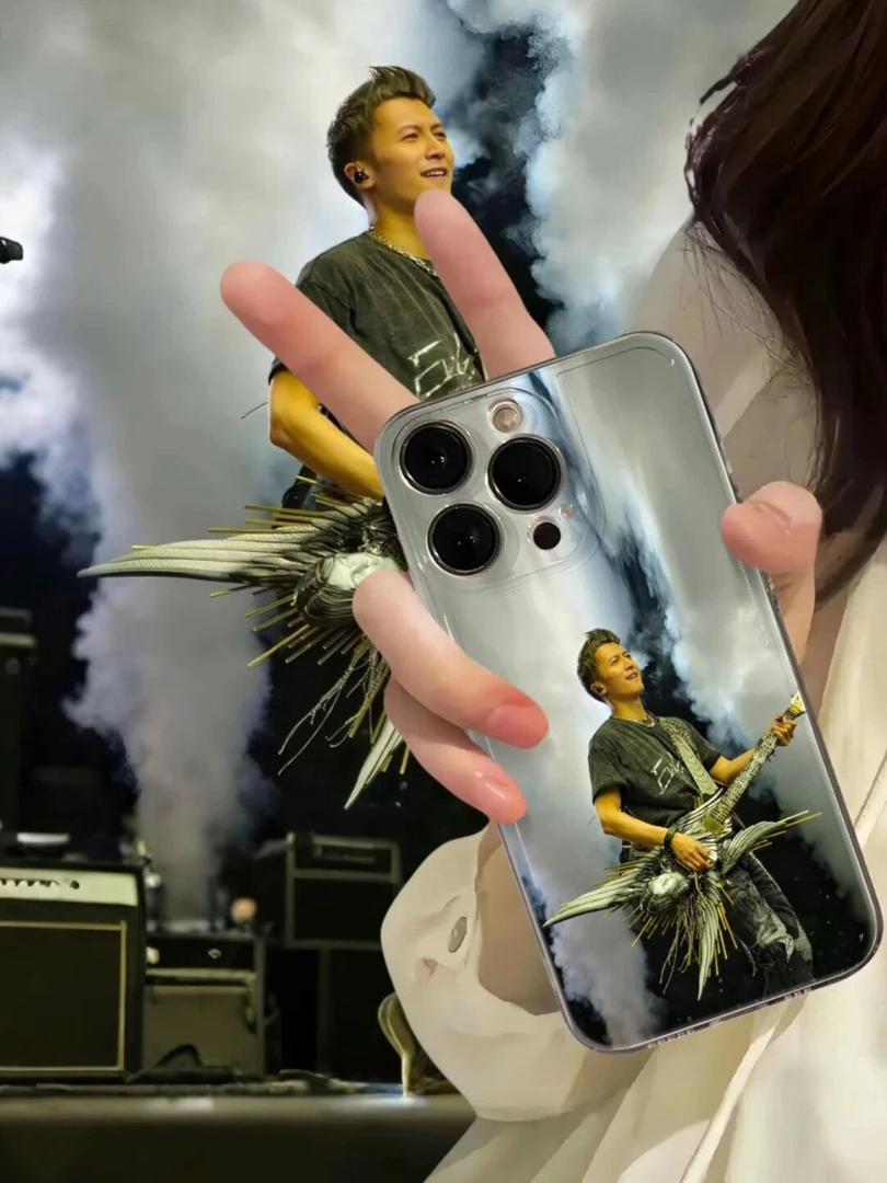 谢霆锋演唱会适用苹果16pro透明手机壳15/14华为oppo小米荣耀软壳