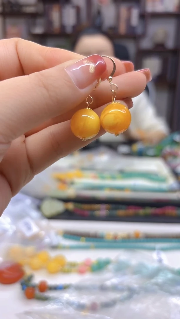 【闪购商品】蜜蜡耳饰14K金镶嵌耳勾E184