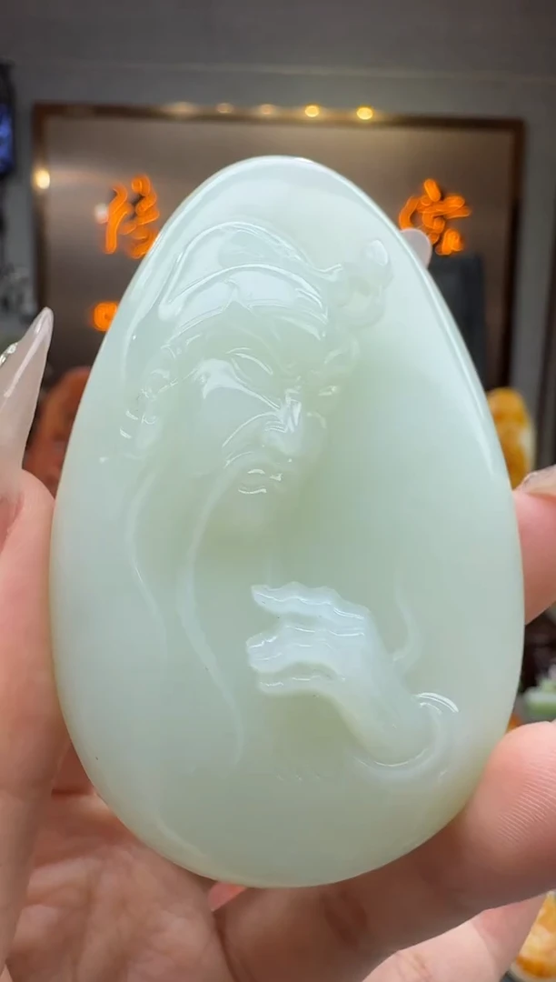 和田玉未镶嵌挂件