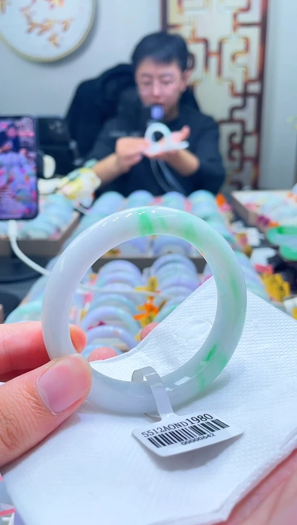 未镶嵌手镯翡翠105-55