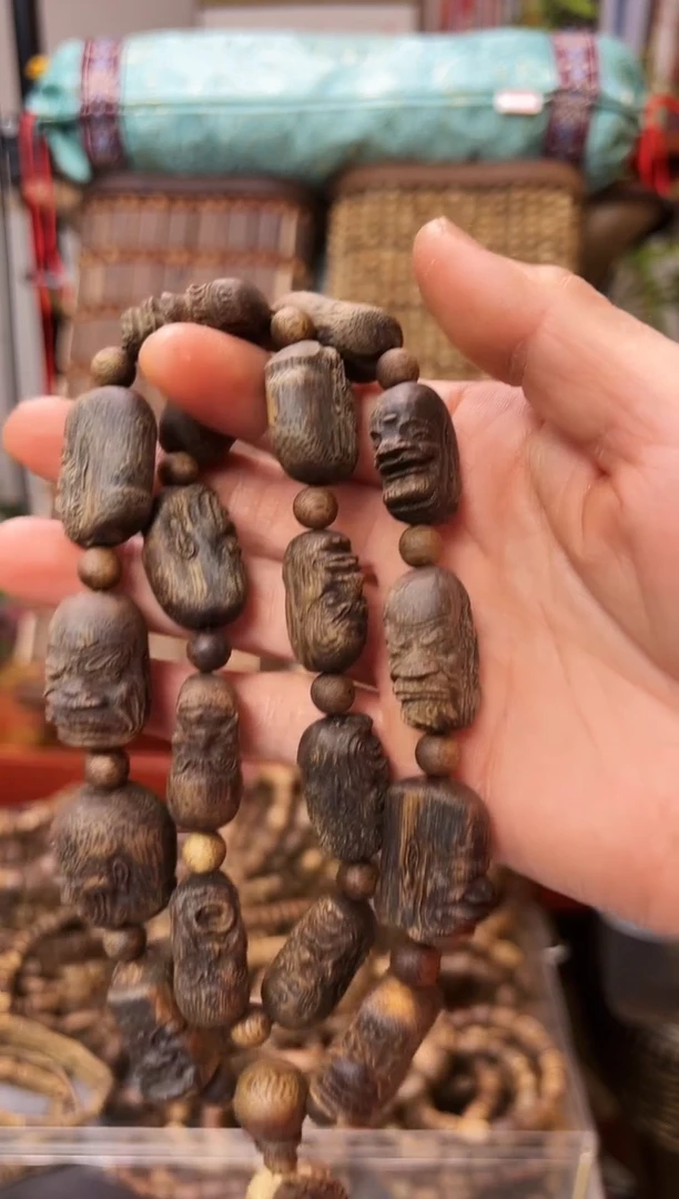 沉香手串以*棋楠十八罗汉手串