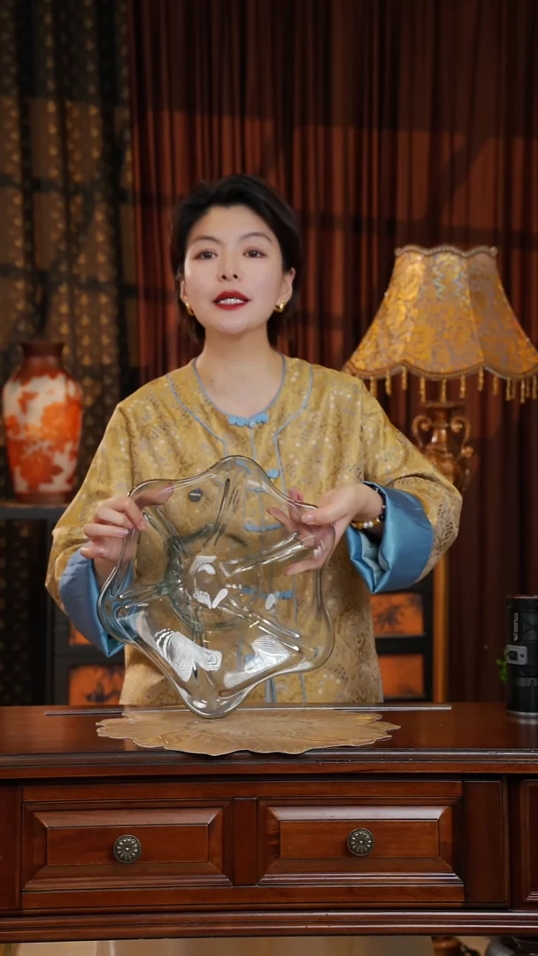 琉璃琉璃。。。。。。。。。。