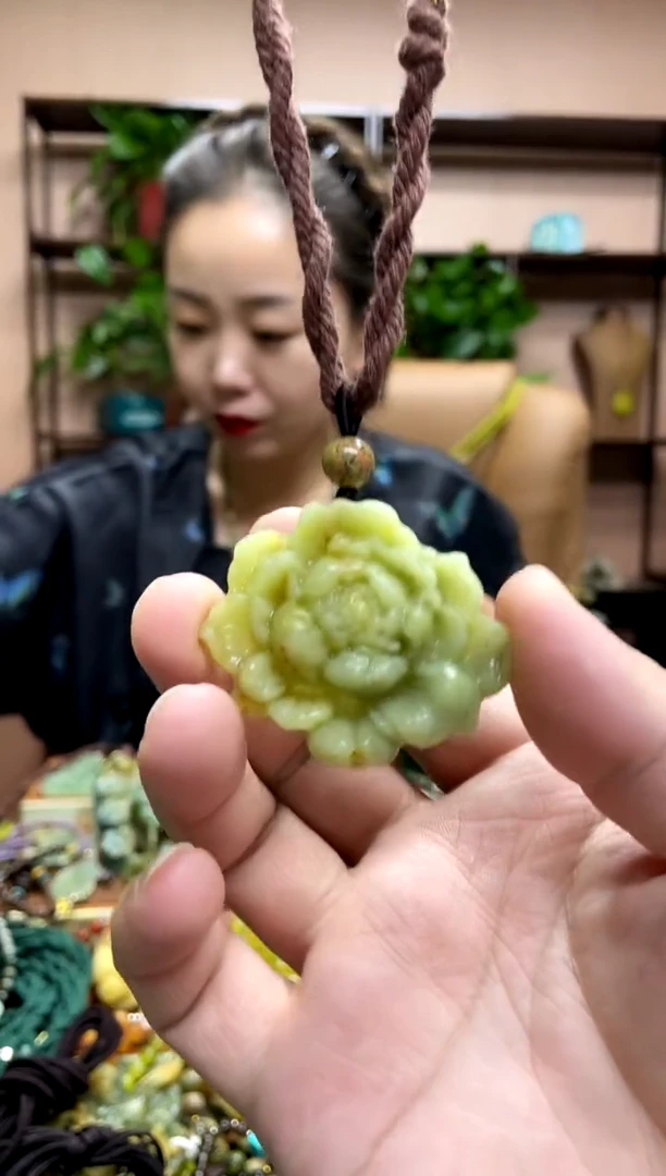 未镶嵌岫玉手牌·1