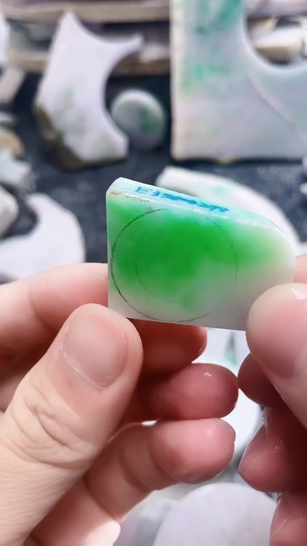 裸石翡翠天然A货翡翠板料