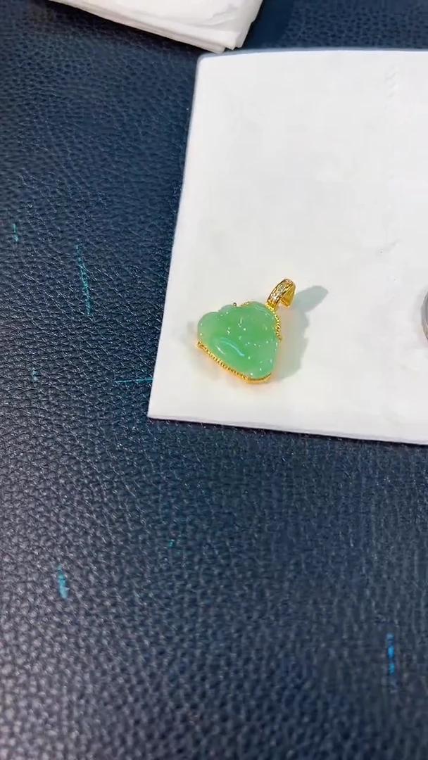 颈饰未镶嵌翡翠缅料A货/多样性发货/一件